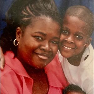 Meet your Posher, Latonya